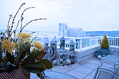 A NIGHT AT THE GRANDE